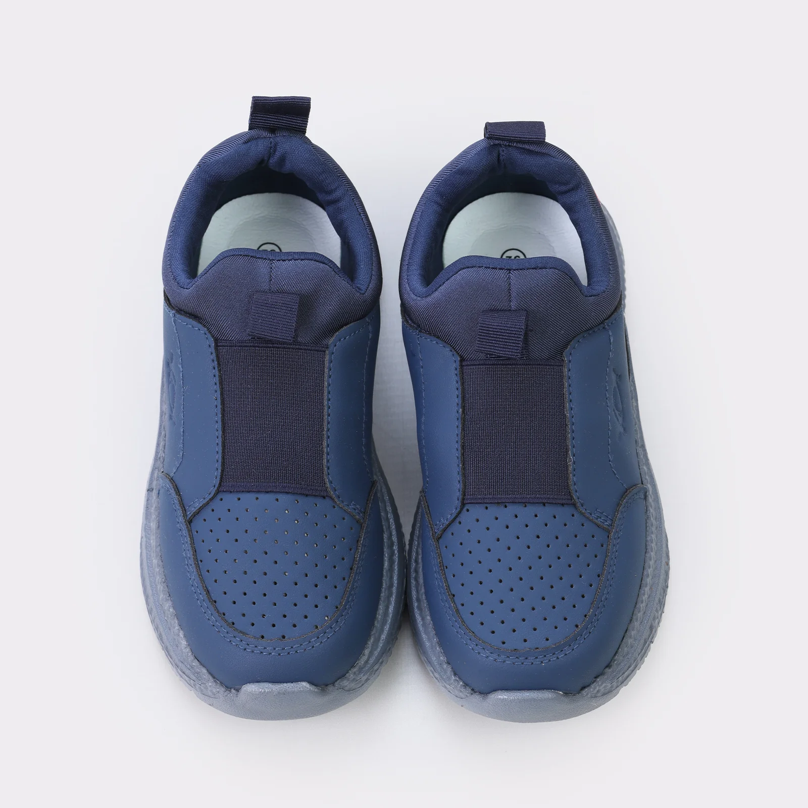 Kids Sports Shoes - Image 3