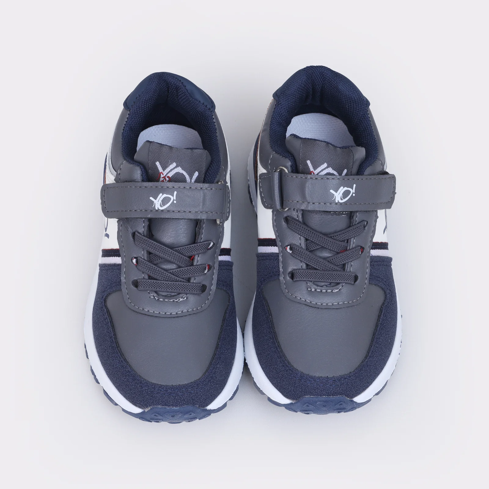 Boys stand-out sneakers - Image 3
