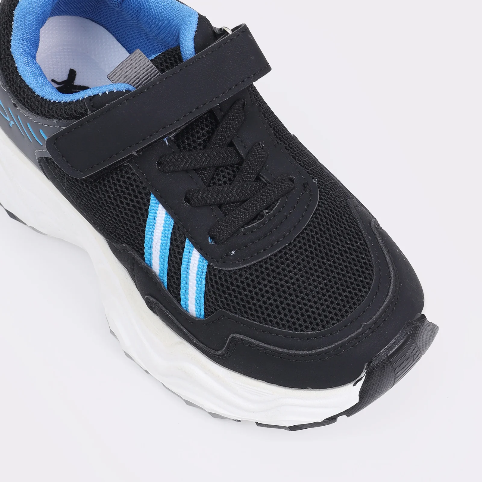 Kids Sports Shoes - Image 6