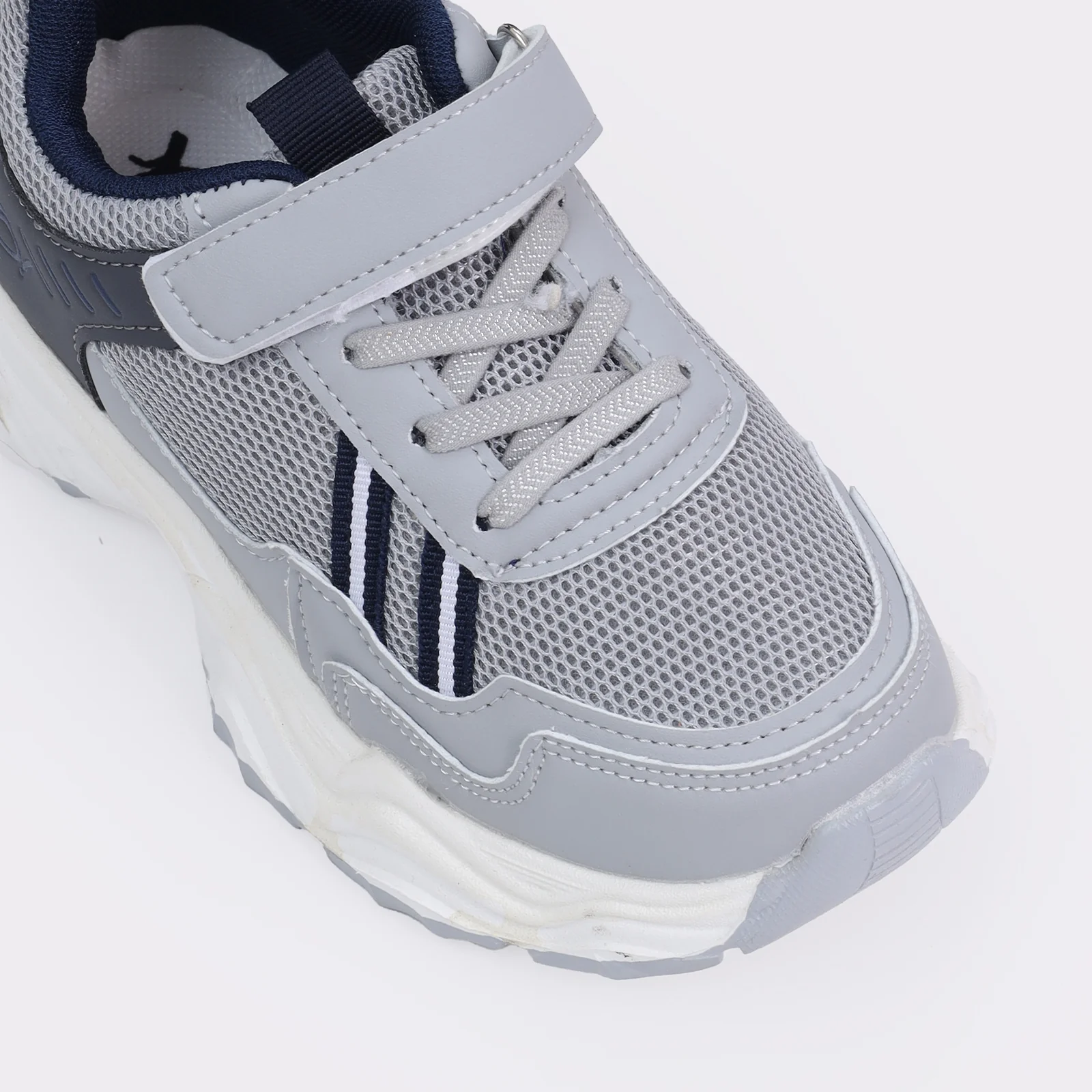 Kids Sports Shoes - Image 6