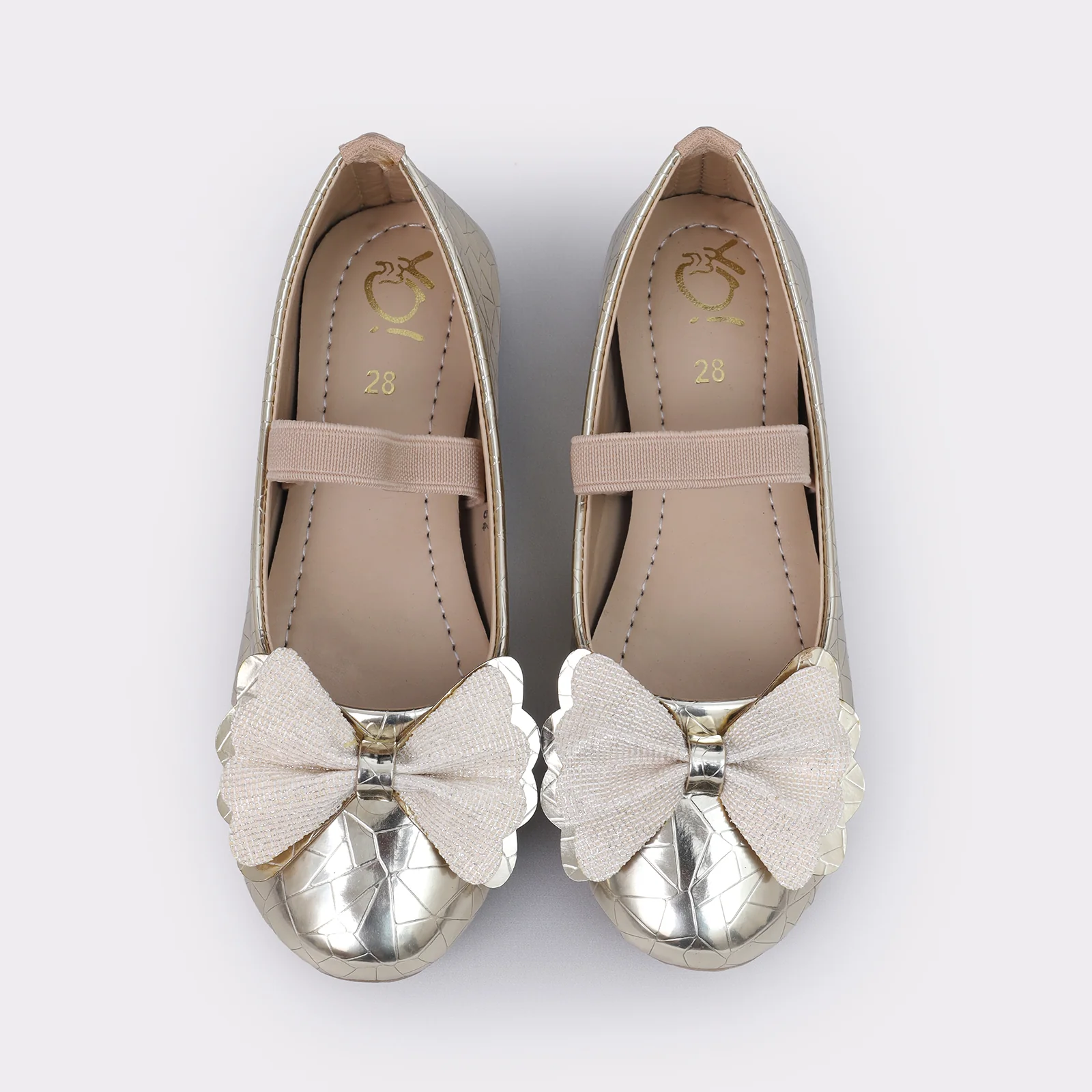 Girls bow tie pumps - Image 3