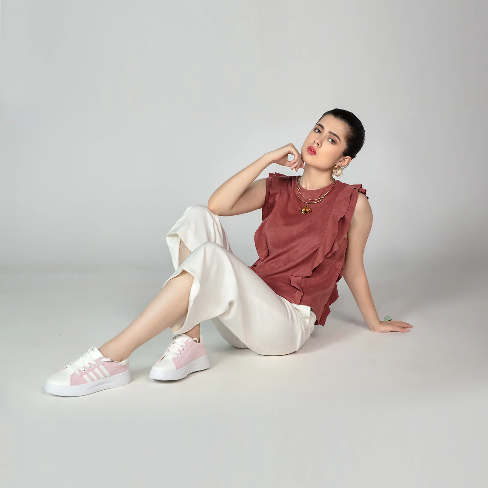 Women's Stylish Sneakers - Image 3