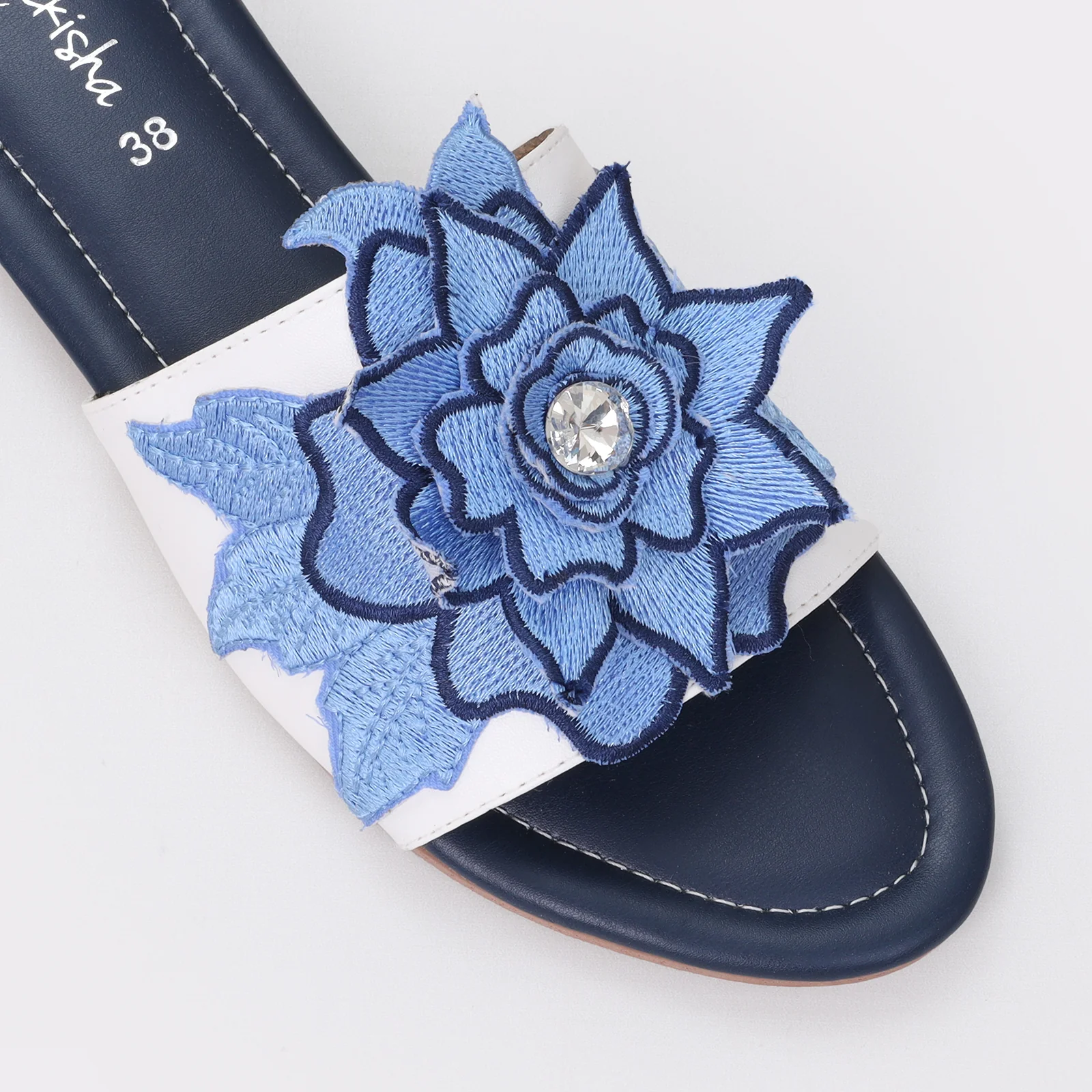 Women's Floral Flats - Image 7