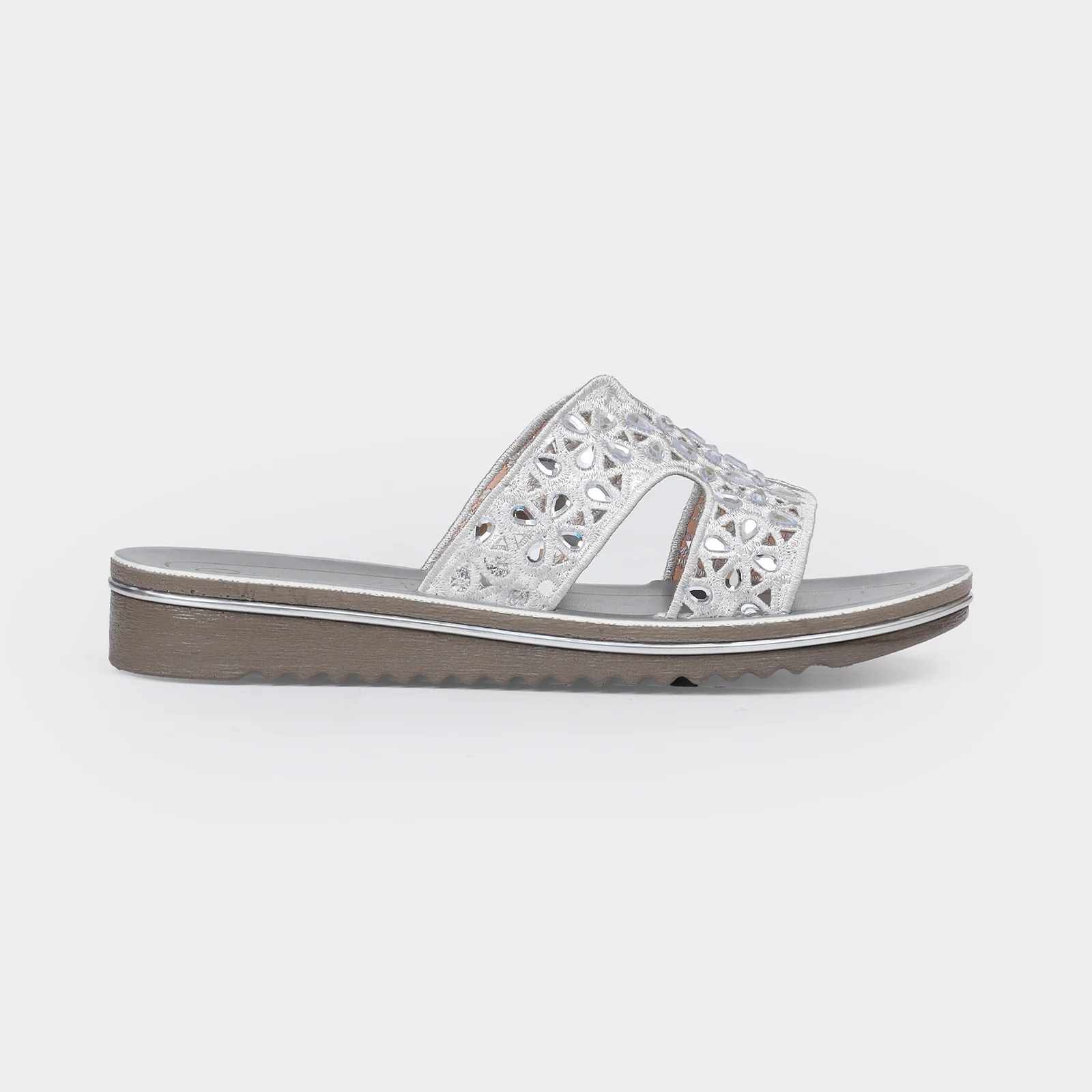 Women Slipper - Image 3