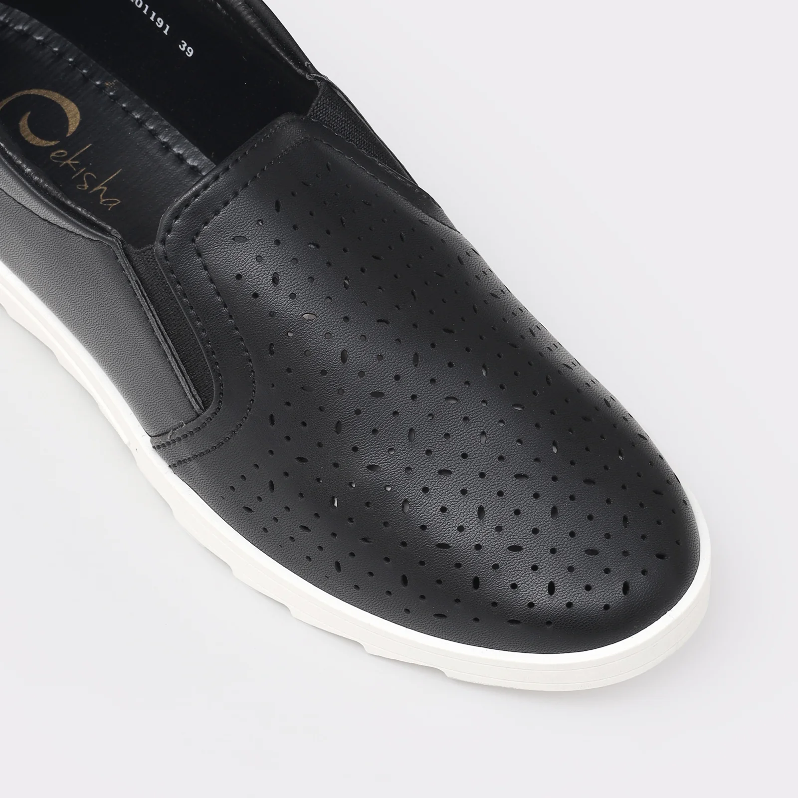 Women Moccs - Image 6