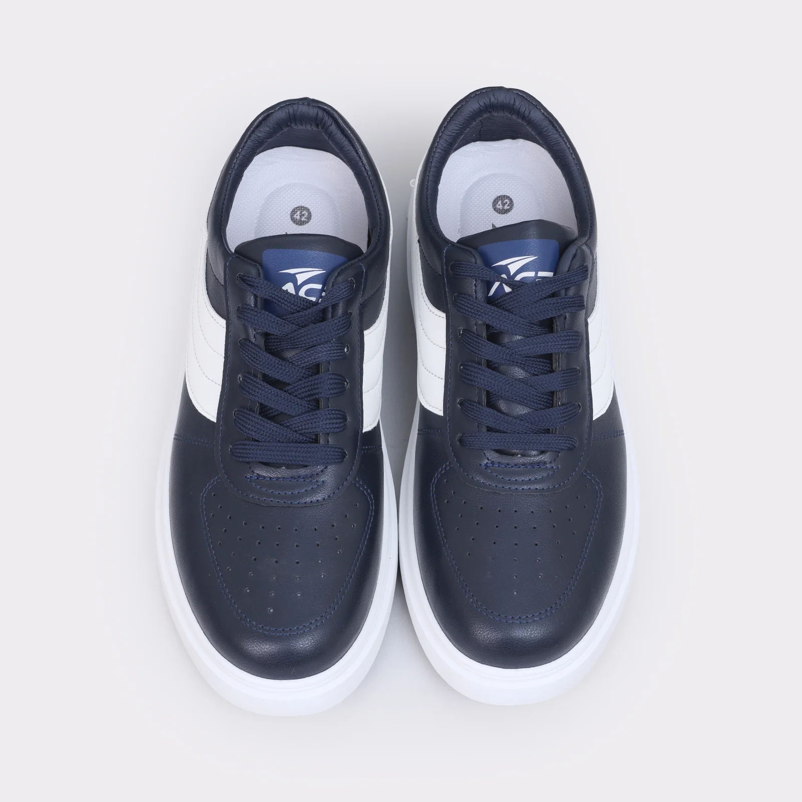 Men's dailywear sneakers - Image 4