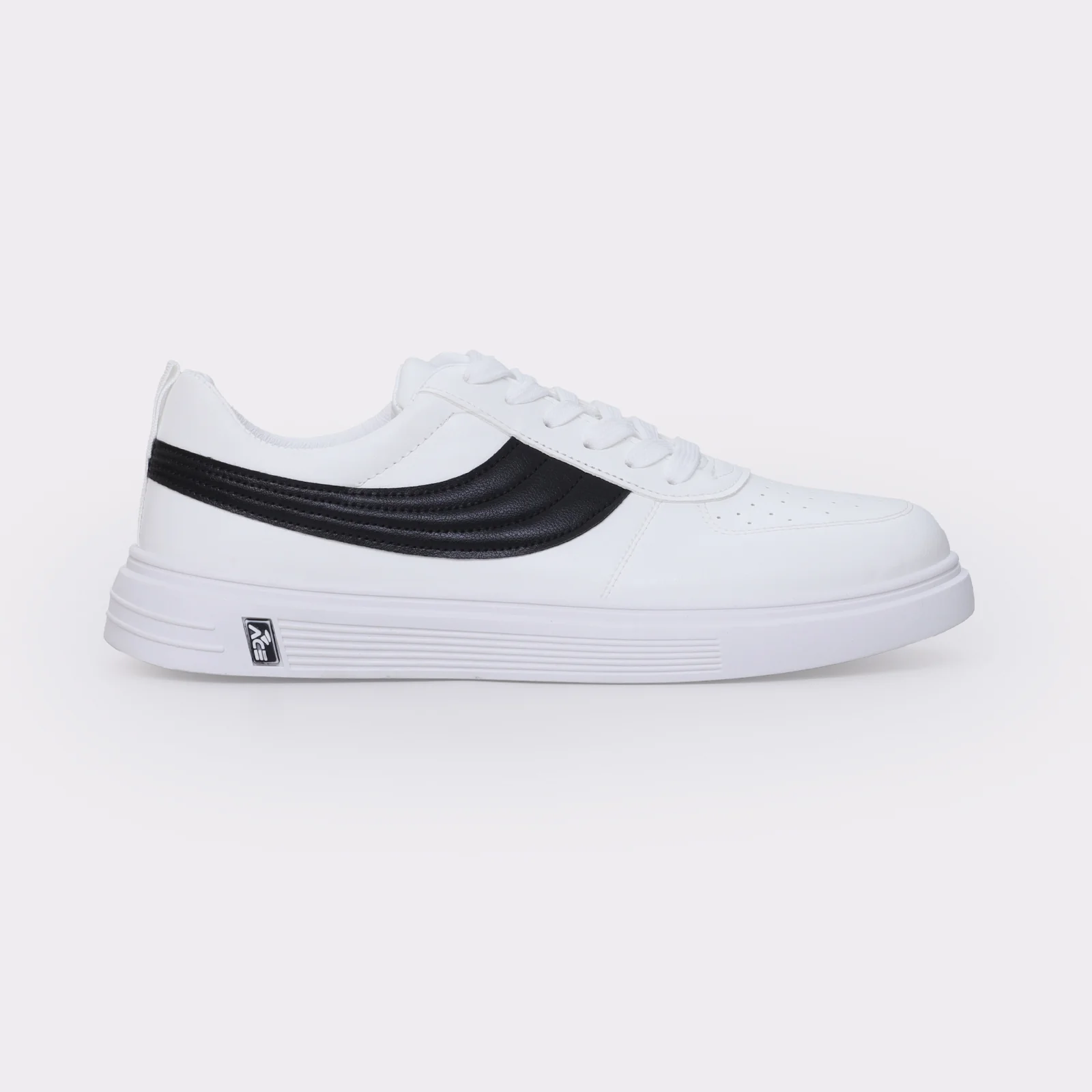 Men's dailywear sneakers - Image 3