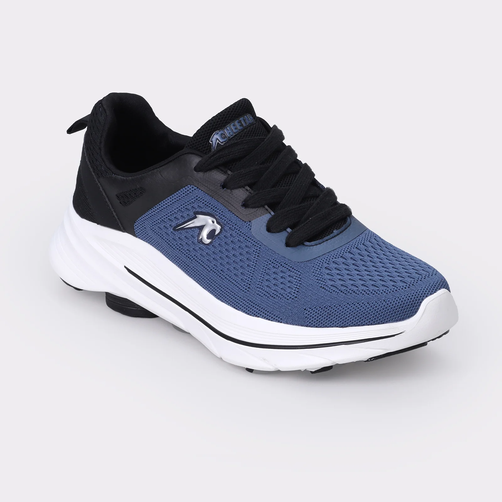 Men Everyday Sneakers - Image 2