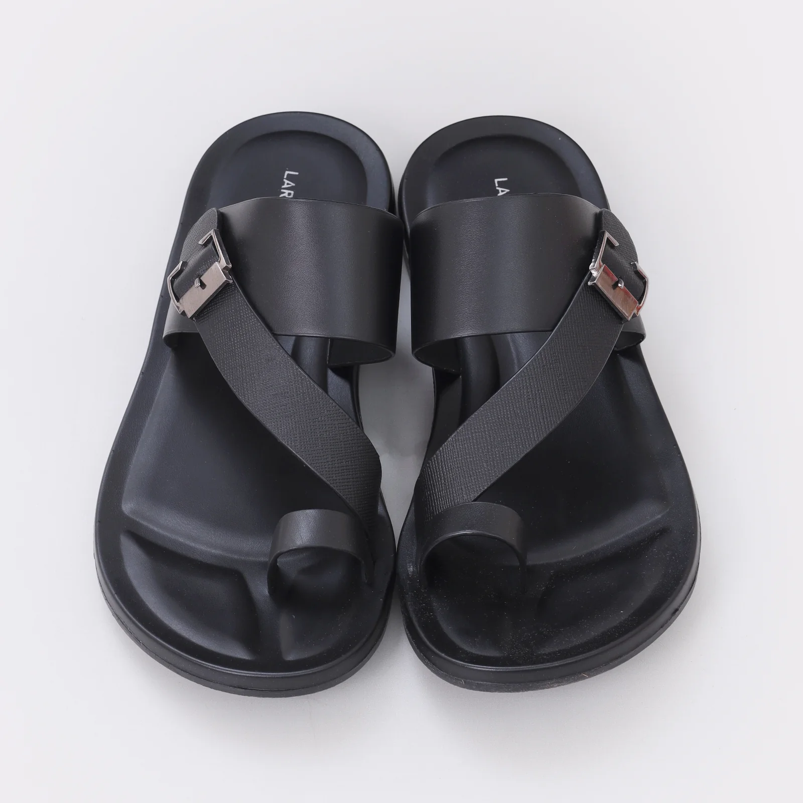 Men's Toe Ring Chappal - Image 4
