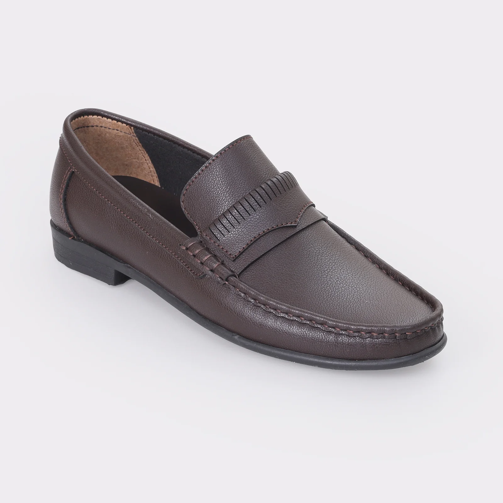 Men's casual moccs