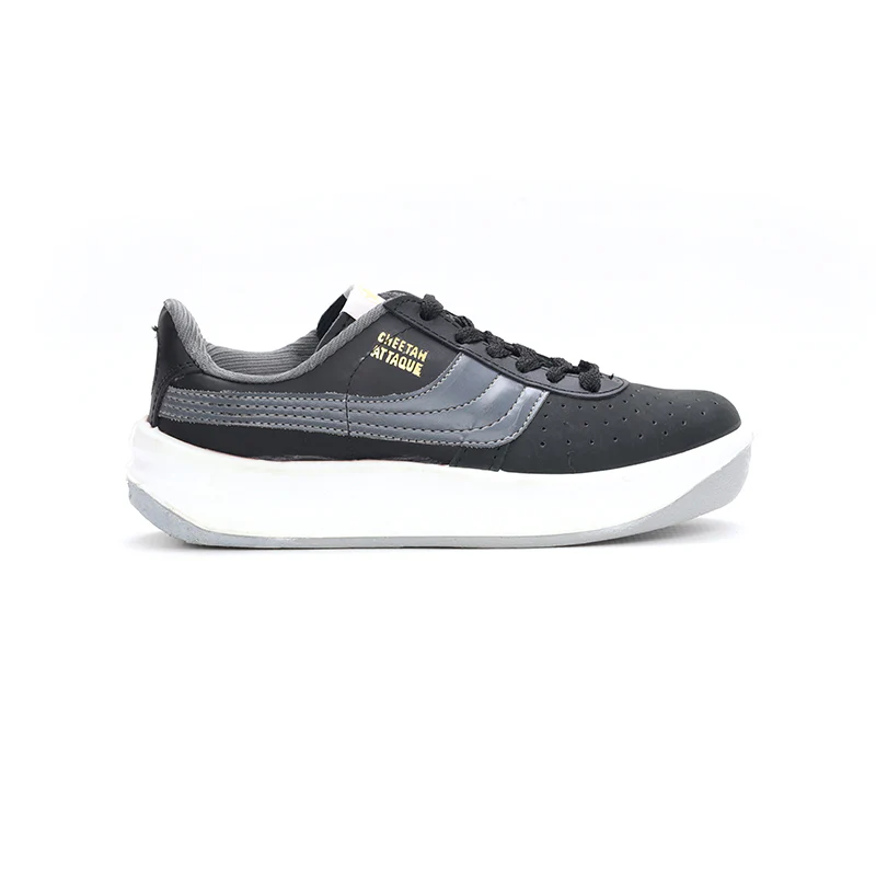 Kids Classic Sneakers - Image 3